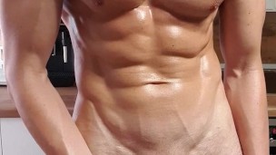 Big muscular alpha stud oiled flexing and masturbating