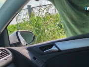 PROF carica uno SCONOSCIUTO IN AUTO gli SEGA IL CAZZO E LUI SBORRA – Dialoghi Italiano Miele Blanco 3/16