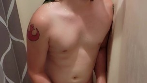 Cum shower with this twink