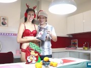 Sexy brunette girl gets a hot facial 3/16