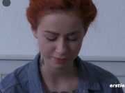 Ersties - Süße Frieda reitet laut stöhnend auf Dildo 11/16