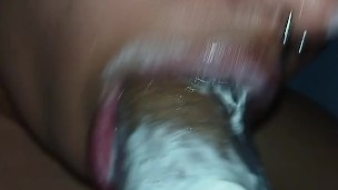 CLOSE UP of this insane mouth that devour the cock with great passion,making the pervert enjoy a lot