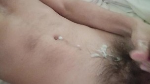I jerk off for a big and thick cum