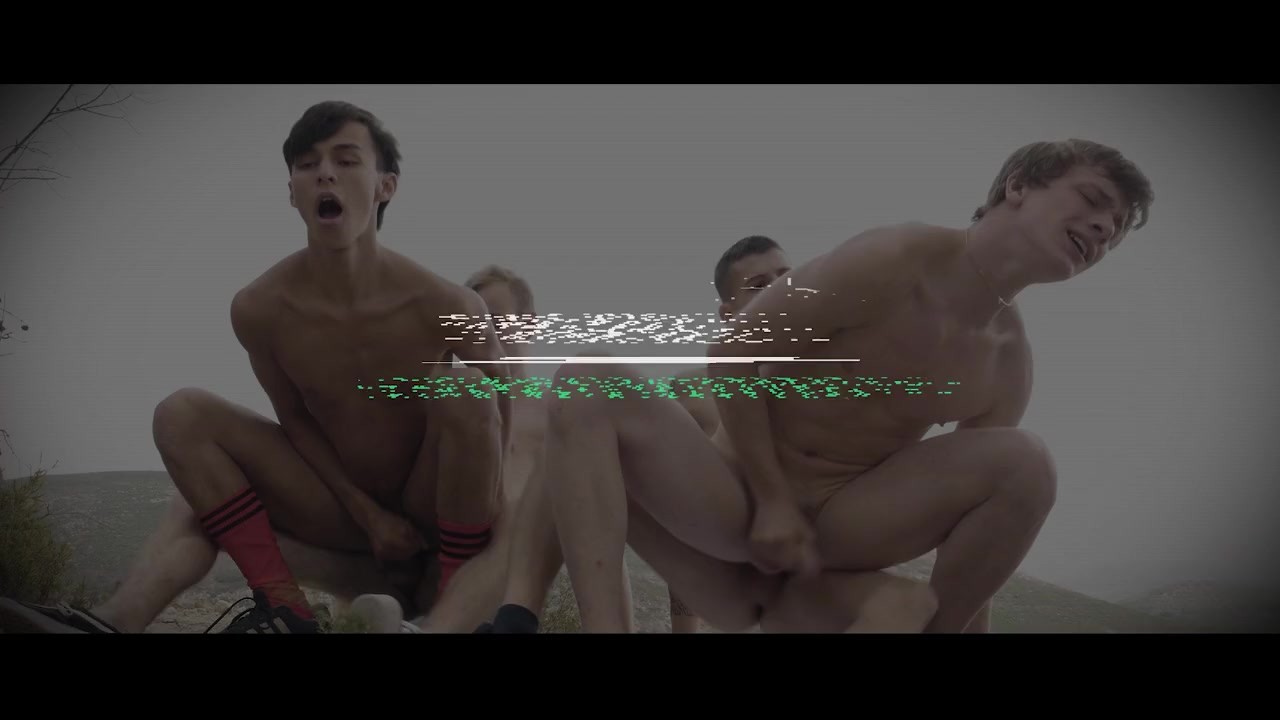 Russian Twink Rubs Ass And Jerks Off - 無料セックスビデオ - RedTube