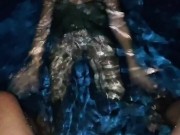 Blowjob in the pool to a stranger