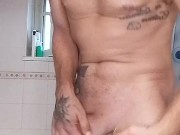 Raso il cazzo e sborro raccontandovi la chiavata della sera prima 4/16