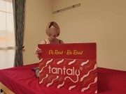「Tantaly sex doll」をプレゼントされたので、男の目の前で見せつけフェラ、オナニーしたらお口に大量射精されちゃった。 その精子をチンポに塗って挿入したら妊娠しちゃうかな？ 日本人/人妻 2/16
