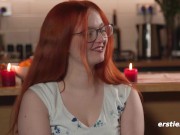 Ersties - Blondine Jolien folgt den Anweisungen von Iva 5/16