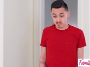 Katie Kush Hears Swapmom Danielle Renae getting a Good Pounding Finds a Way to Join In - S9:E6 2/16