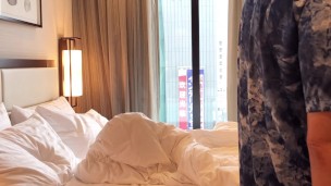 誕生日に懇願したサルサビキニに悩殺されて我慢できずに中出し 〜お返しに手マンで２回イカせたらアソコがビショビショ〜