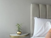 Rubbing my clitoris in close-up, enjoy my ass and my sounds 2/16