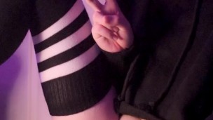 Femboy knots and cums all over thigh highs