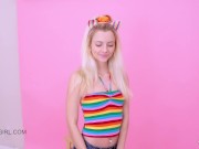 Pretty Teen blonde sucks a hard cock at photohoot audition 2/16