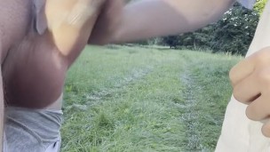 OUTDOOR HANDJOB but we got CAUGHT by strangers 😒😩