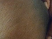 Un collègue m'a surpris en train de jouer avec ma chatte lors d'un voyage d'affaires 💦 16/16