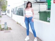 Public quickie sex and blowjob - Mydirtyhobby 2/16