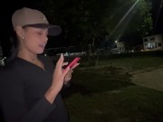 Me desnudo en la casa de un desconocido para que me folle bien duro, ¡oh que rica verga tienes! 1/16