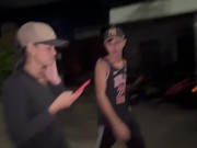 Me desnudo en la casa de un desconocido para que me folle bien duro, ¡oh que rica verga tienes! 2/16