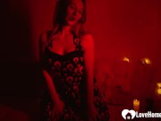 These red lights make my solo sessions more seductive. Don't you think so too? 1/16