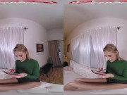 Reality Lovers - Hot Blonde Slut Wants The Tip of The Dick from the Delivery Guy! 1/16