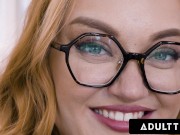 Emma Magnolia Pussy Worship Ends In SQUIRT EXPLOSION 1/16