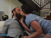 REALITYJUNKIES - Alyx Star Uses Her Perfect Curvy Body To Please Brad Newman's Every Desire 3/16