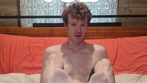 Boyfriend gives dirty sockjob after the gym