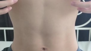 ひたすら乳首を焦らす乳輪マッサージする変態M男子