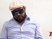 Culona rubia pasa casting con sus enormes tetas lactantes al aire 2/16