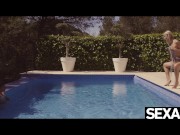 Busty blonde beauty bounces on her boyfriend's big hard cock 4/16