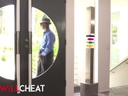 SHE WILL CHEAT - Luna Star Displays Her Gorgeous Body To Attract A Rich Client To Buy What She Sells 1/16