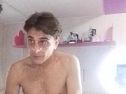 Caffè barba con pisciata finale mentre vi racconto le mie chiavate 14/16