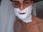 Caffè barba con pisciata finale mentre vi racconto le mie chiavate 4/16