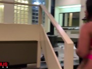 Baixinha do cuzao fodendo com tatuado 6/16