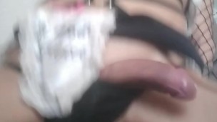 Maid femboy empala su coño de chico