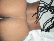 belle fille succe et baise son beau père après l'avoir surpris devant un porno 14/16