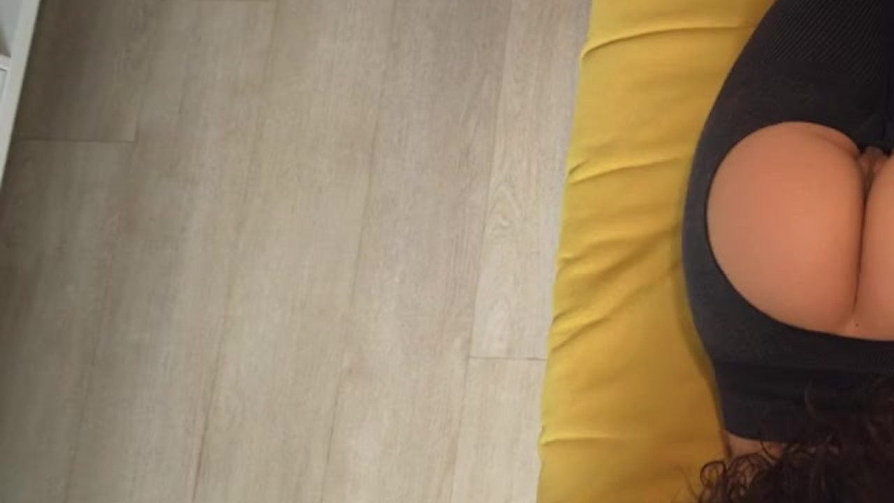 Juicy stepmom in ripped leggings fucks her stepson hard while her husband is in the shower - RedTube