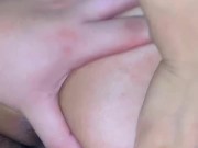 Orgasmos mojando la cama de mi Novio 3/16