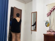 Mi hermanastra llega caliente de su fiesta y quiere que la folle duro 1/16