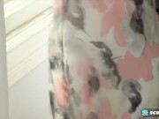 Sadie Fills Her Pussy 1/16