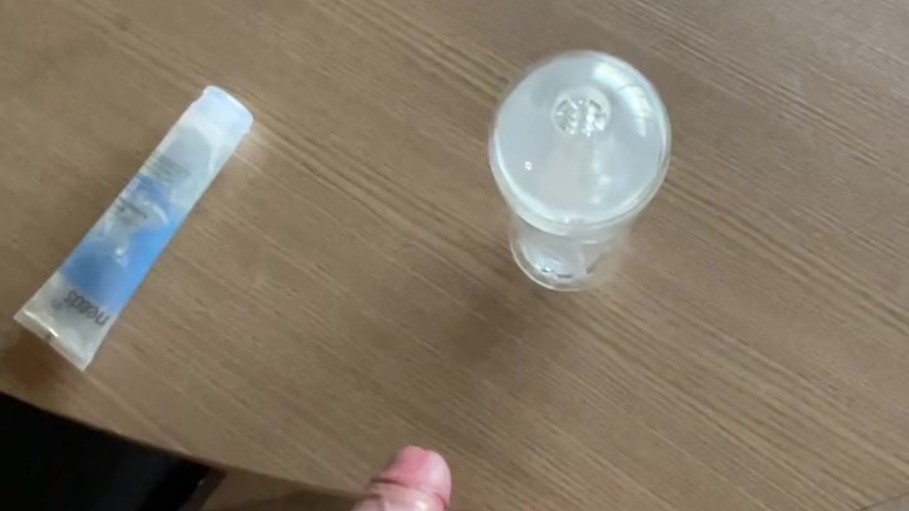 Twink fucking toy - 無料セックスビデオ - RedTube
