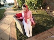 Sophia Leone's Hot And Sweaty Feet Tease 1/16