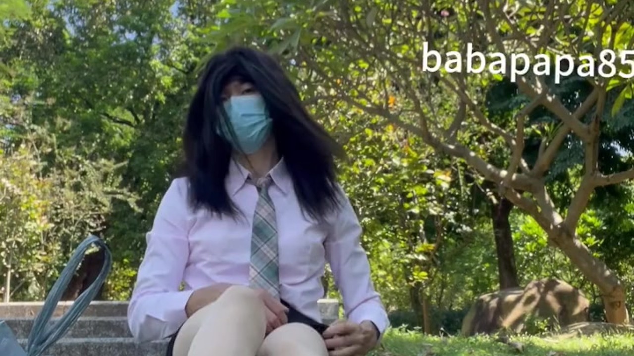粉色衬衣高跟靴，打扮避怪异的露出 - Free Sex Video - RedTube