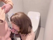 【カップル】② ホテルのトイレで彼女にフェラできもちよくしてもらう/バック/フェラ/尻/フェラチオ 11/16