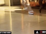 Cute Teen Wastes No Time Licking Busty MILF's Wet Pussy 2/16