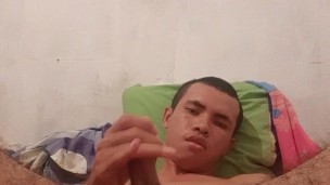 solo en casa con ganas de cojer