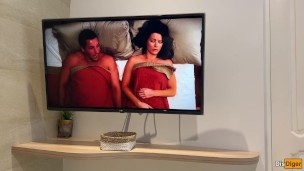 Я остановил время и трахнул горячую девушку агента по недвижимости во все дырочки