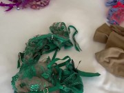 Cléa se fait détruire la chatte par la grosse bite de FilouFitt devant son mari ! 2/16