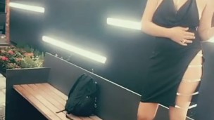 WILLIAMSBURG BK BEDFORD AVV L TRAIN PUBLIC SOLO FEMALE COSPLAY BLACK DRESS