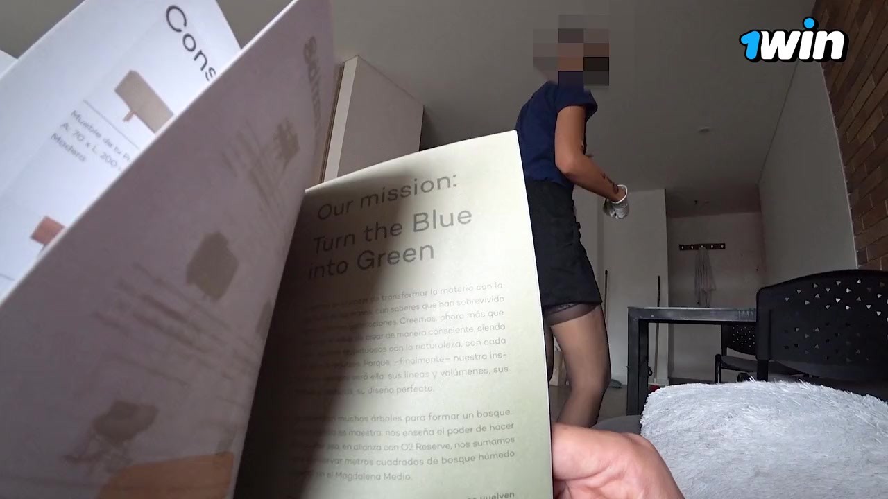 DICK FLASH. Hotel Maid Watching Me Jack Off and showed big ass Milf - RedTube